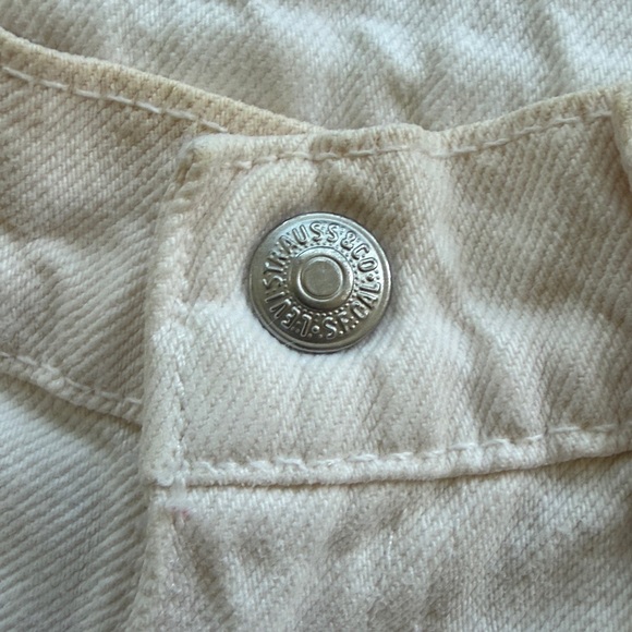 Vintage 90s Levi’s 562 White Denim Bermuda Shorts - Size 25 - Made in USA - Picture 11 of 14